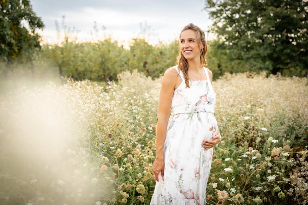 Babybauch-Shooting-Schwanger-Fotograf