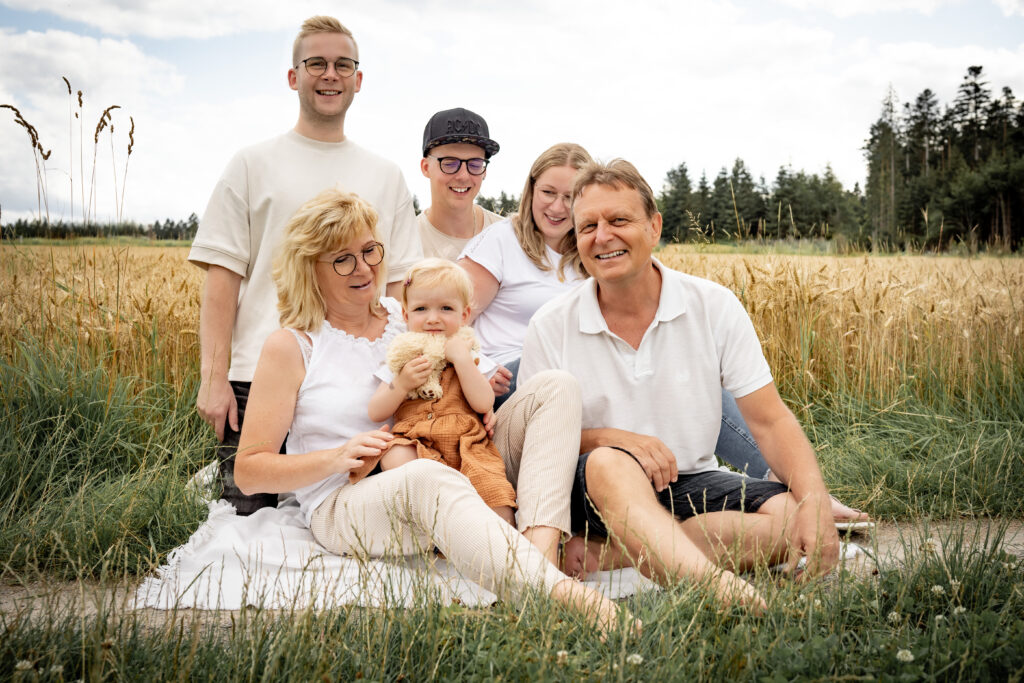 Mehrgeneration-Fotograf-Großeltern-Shooting-Pforzheim-Calw-Karlsruhe
