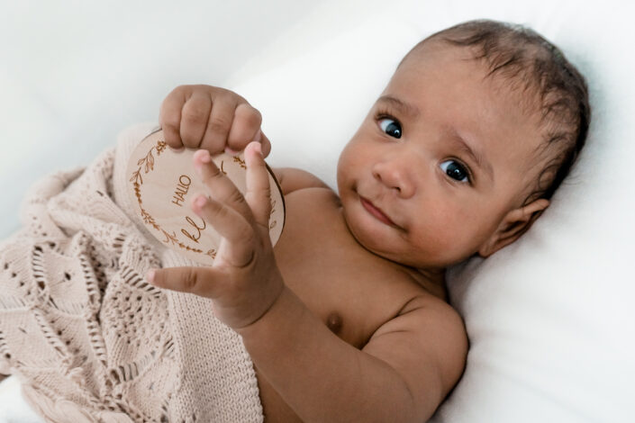 Newborn-Fotograf-Shooting-Baby